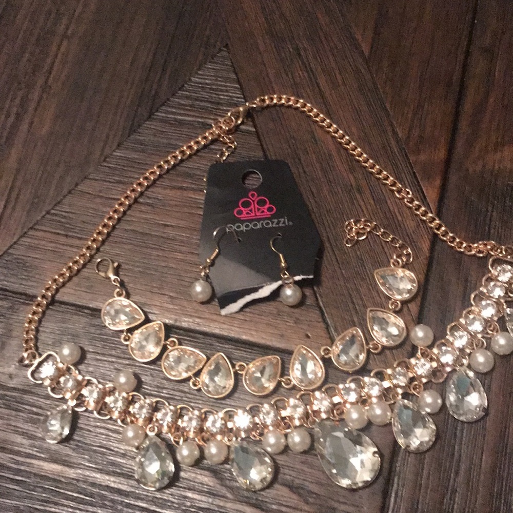 Gold-Tone Necklace and Earrings Set w Bracelet